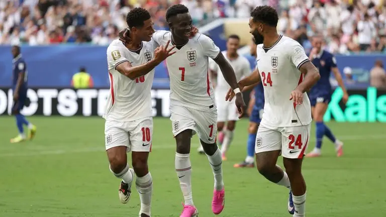 2026年世界杯 - 法国4-6英格兰:布卡约·萨卡的帽子戏法助力三狮军团获得季军